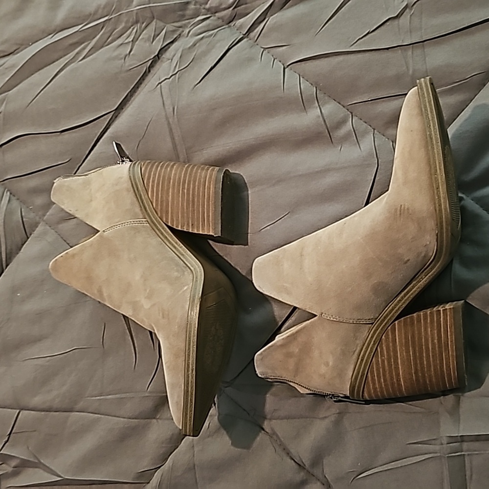 Vince Camuto Gigetta Bootie!